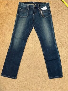 Kut from the Kloth Stevie Straight Leg Jeans. 12. NWT
